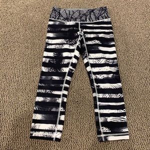 Lululemon High rise capris